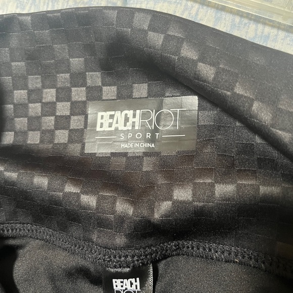 Beach Riot Summer. L 7/8 Black Checkered Pocket Leggings - Picture 8 of 9